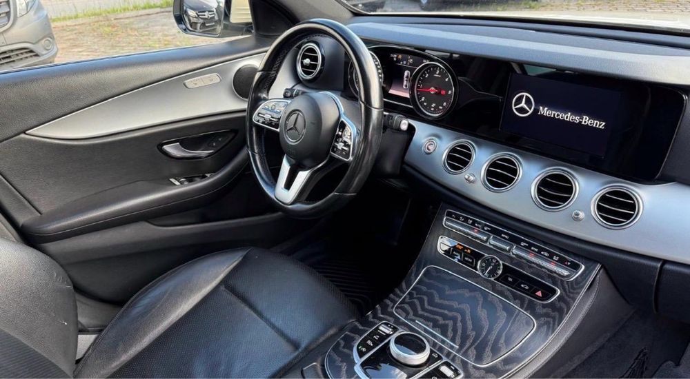 MERCEDES-BENZ E-Class 2020 — imagine 4