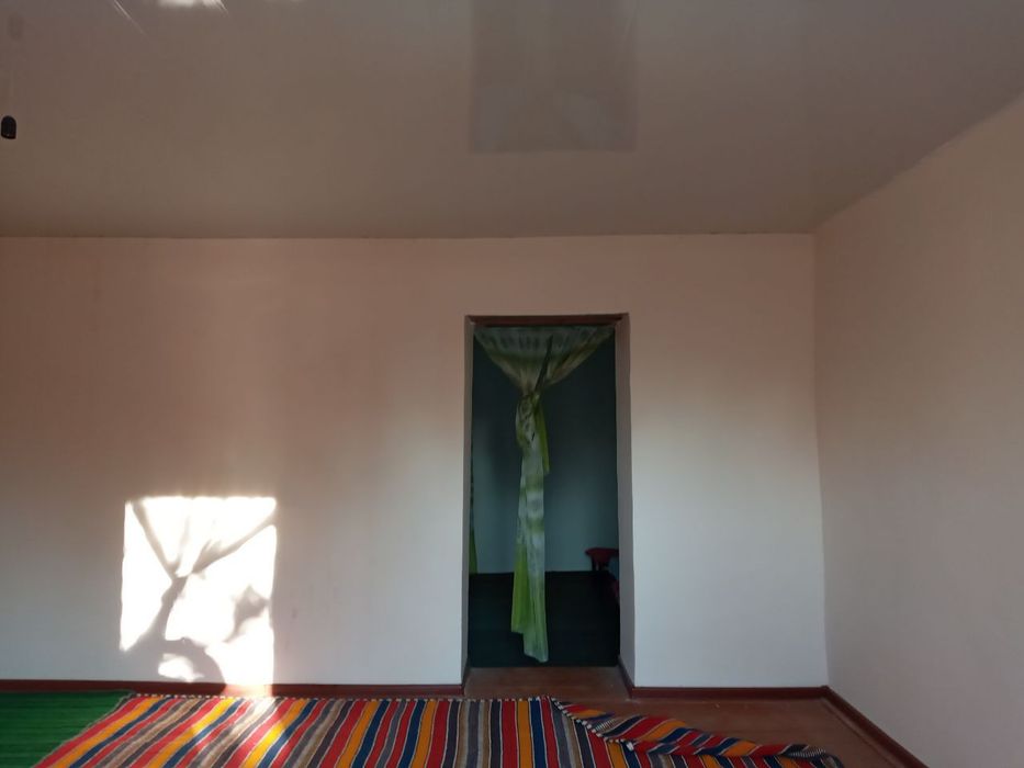 Срочно сотилади 3 хонали ховли уй Саловотда, Автомашинага бартер хам б