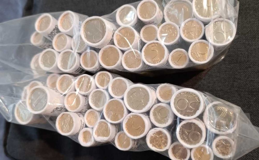 Сет UNC монети от 1 ст. до 2 лв. (1999, 2000, 2002 и 2015) в капсули