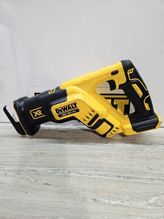 Dewalt Саблен Трион DCS367 18V.