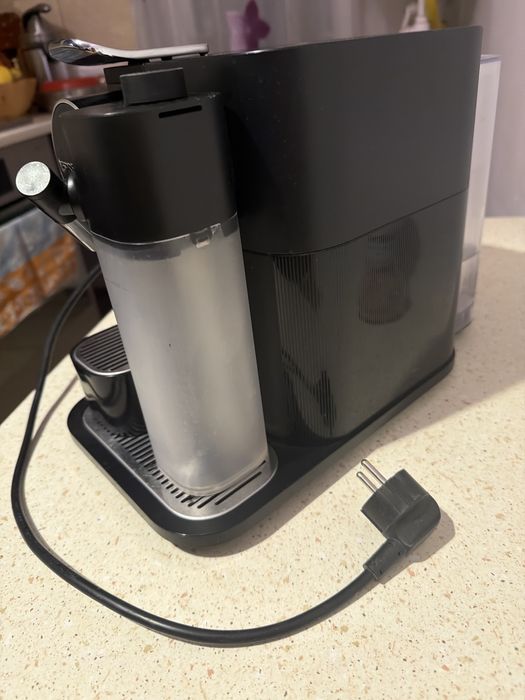 Espressor Nespresso by De'Longhi Gran Lattissima