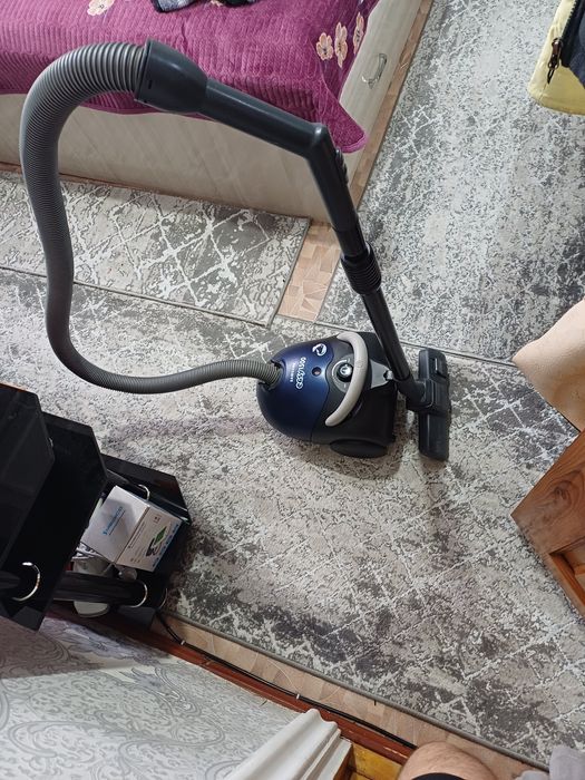 Продаётся пылесос