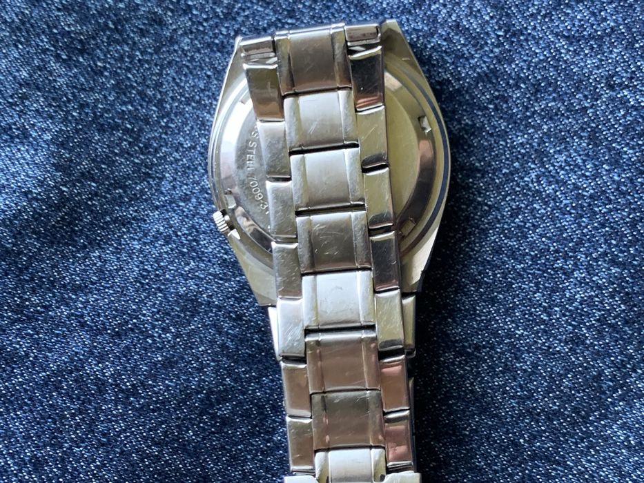 Ceas automatic  Seiko 5 cu data/zi.Cadran albastru.Superb!