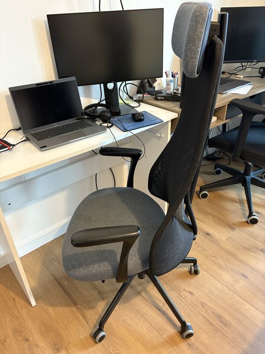 Vând scaun birou Ikea model JÄRVFJÄLLET