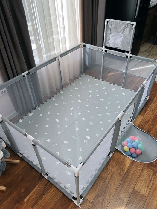 Кошари + килимчета/ПОДАРЪК 30бр. топки