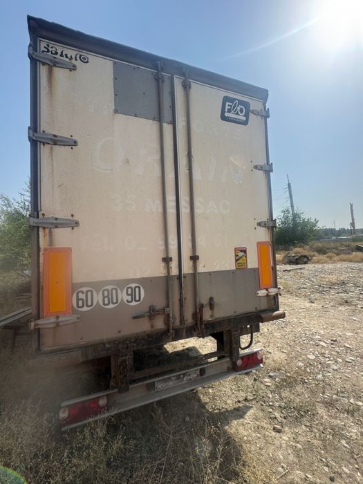 Прицеп термобудка 13.6