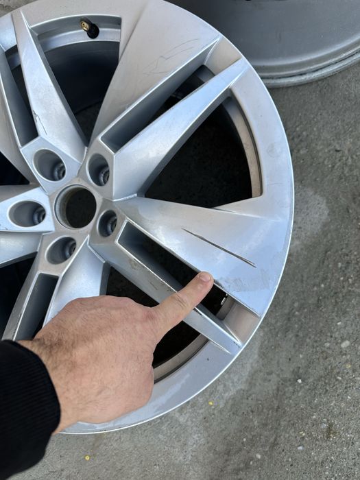 Jenți aliaj r19.skoda enyaq.cod:5la601025.b.