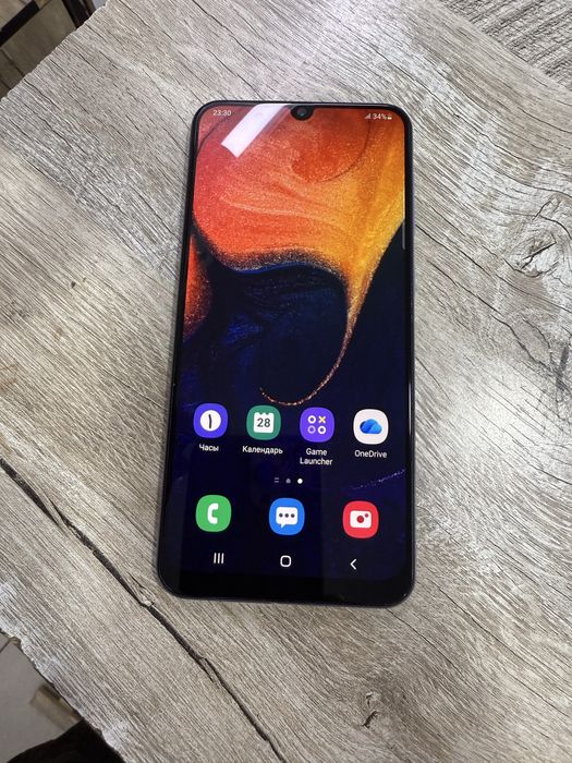 samsung a50 4/64gb