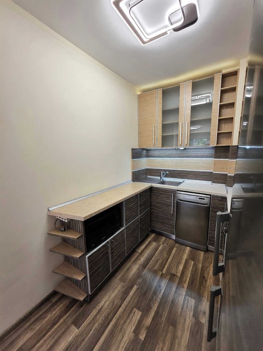Дава се под наем Двустаен апартамент в София, Център - 61 кв.м за 599 € - Снимка #4