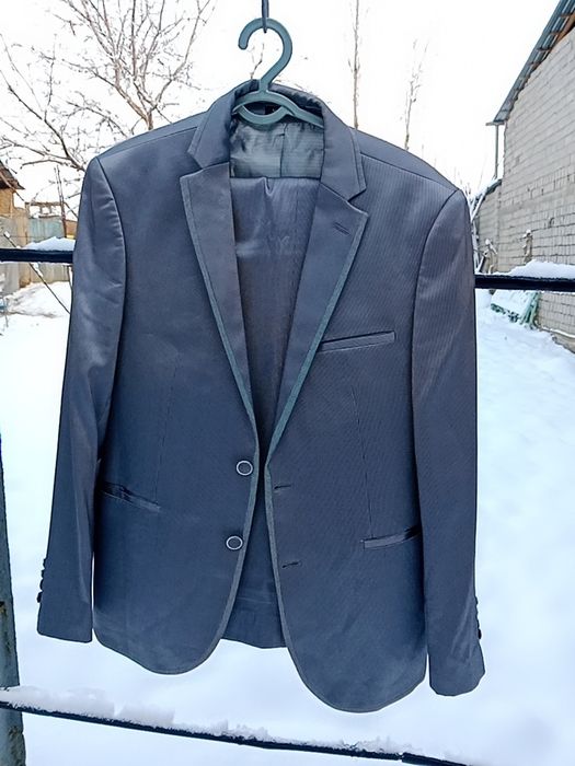 Erkaklar kostyum shimi