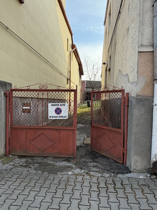Casa de vanzare