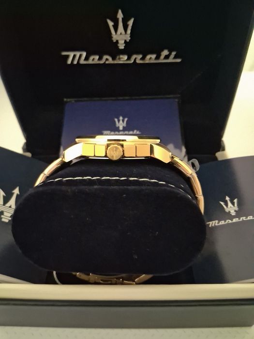 Ceas maserati gold