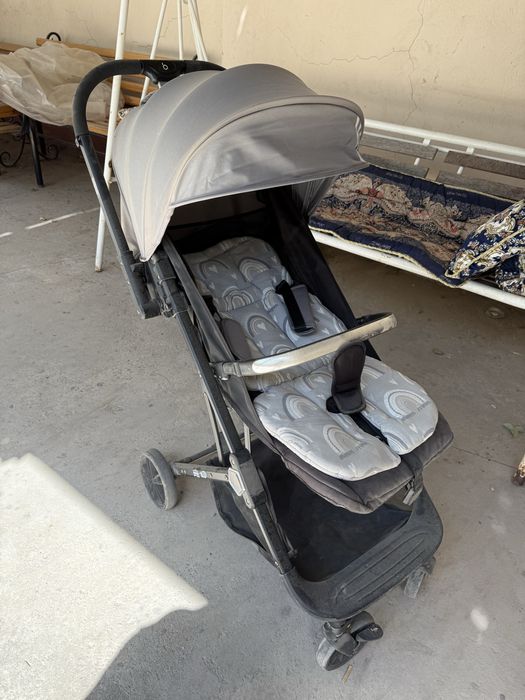 Детская коляска(складная)