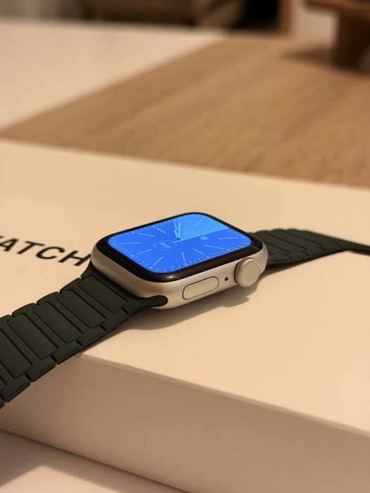 Apple watch SE ( Gen 2 ) 40 mm Silver
