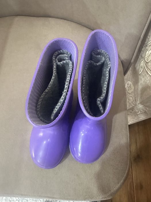 Новые детские сапоги 24-25 размер