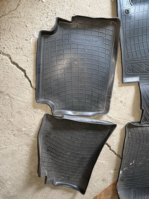 Продаю полики оригинал от сонаты