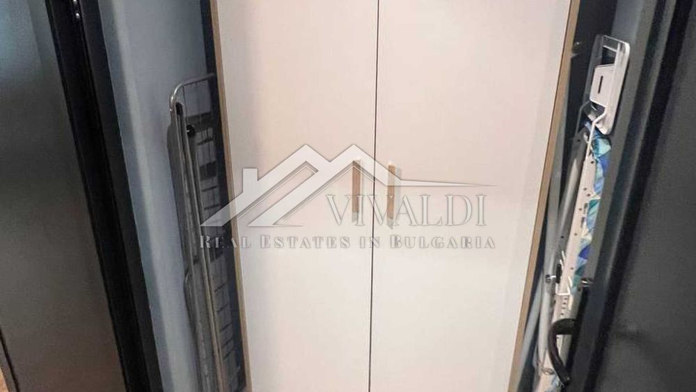 Дава се под наем Тристаен апартамент в Варна, Център - 100 кв.м за 850 € - Снимка #6