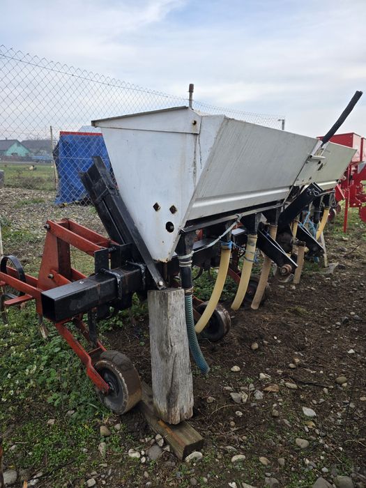 Freza prasitoare plug stropitoare