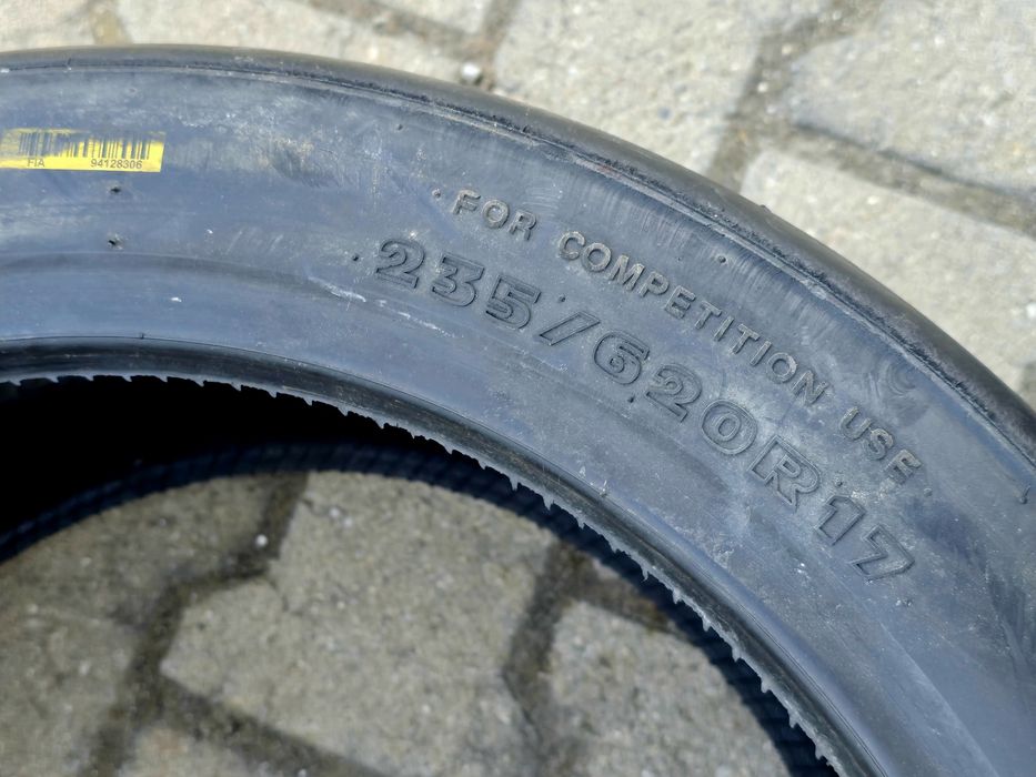 235 620 17 Hankook слик 1 бр.