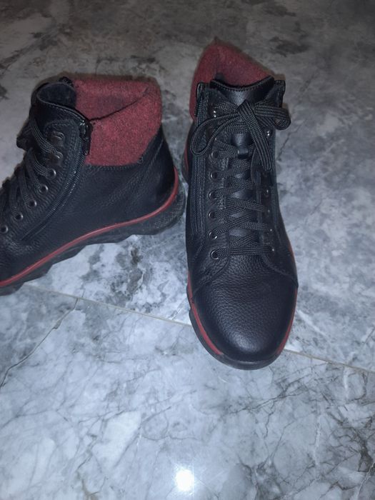Продам обувь рейкер зимние