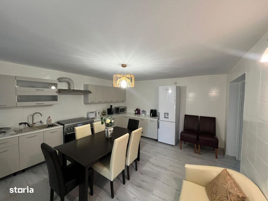 Casa impecabila P+1, 274 mp, cu 1128 mp teren si livada, zona Popoveni