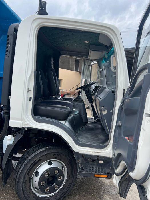 Isuzu самасвал спг REWARD