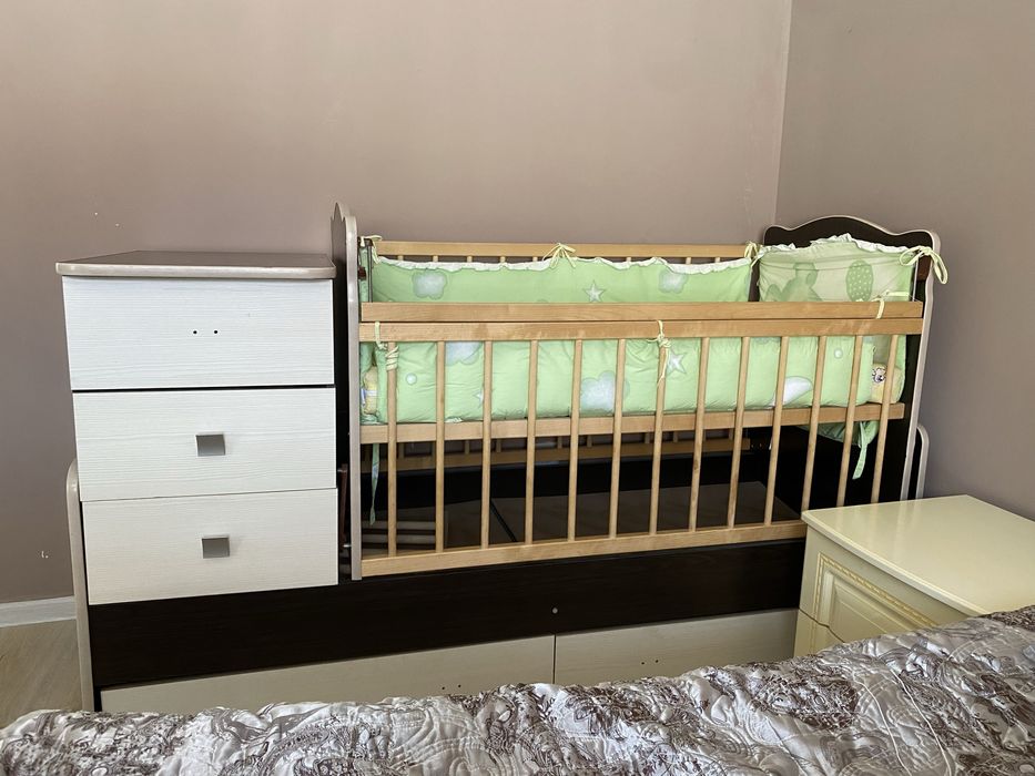 Детская кроватка