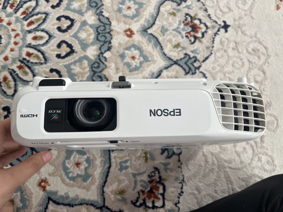 Проектор EPSON EB-X18