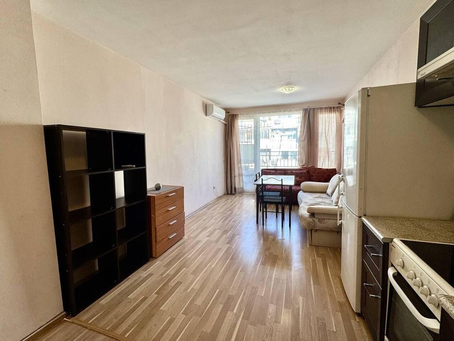 Дава се под наем Двустаен апартамент в Бургас, Меден рудник - зона Б - 77 кв.м за 331.5 € - Снимка #3