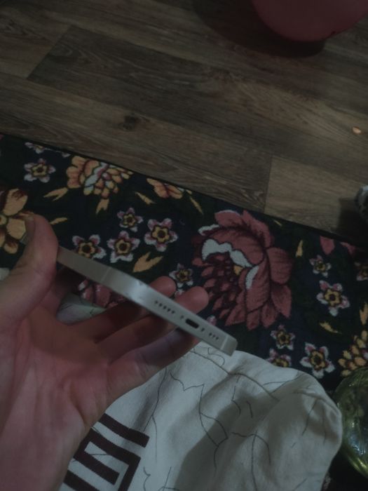 Iphone 12 64gb фейс трутон есть