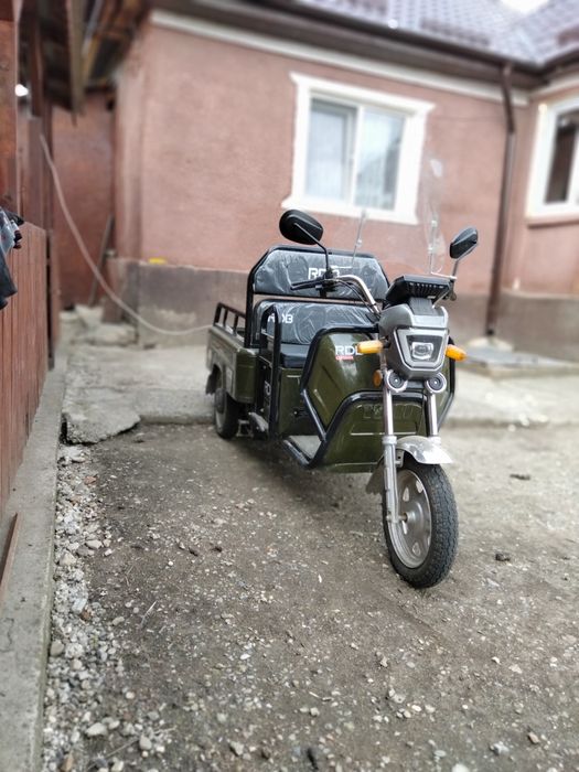 De vânzare  triciclu