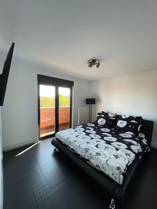 Inchiriez Apartament central