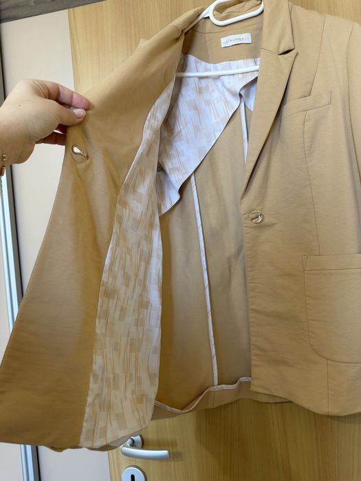 Спортно елегантен костюм