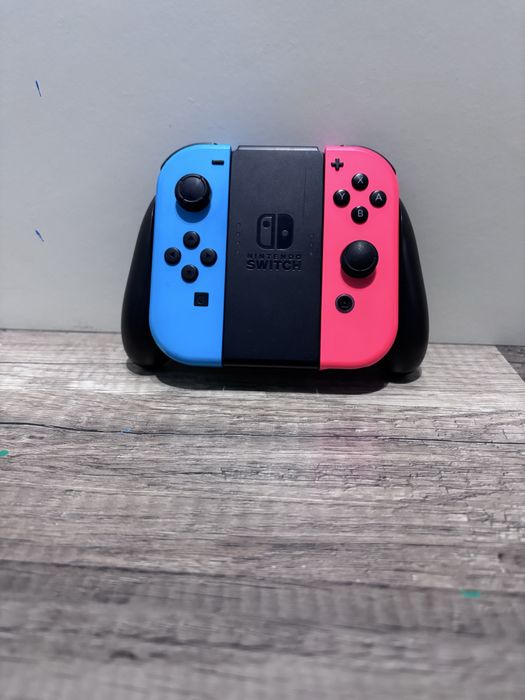 Nintendo switch oled + игра