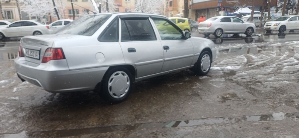 Продается Нексия 2 супер