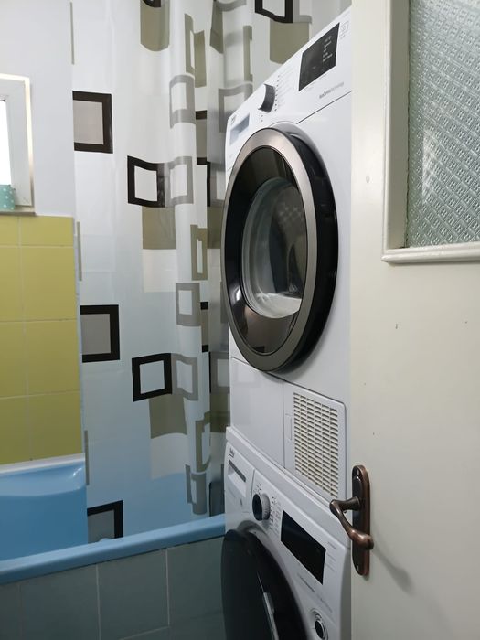 Orizont 3 camere decomandate etaj 1 mobilat + utilat complet