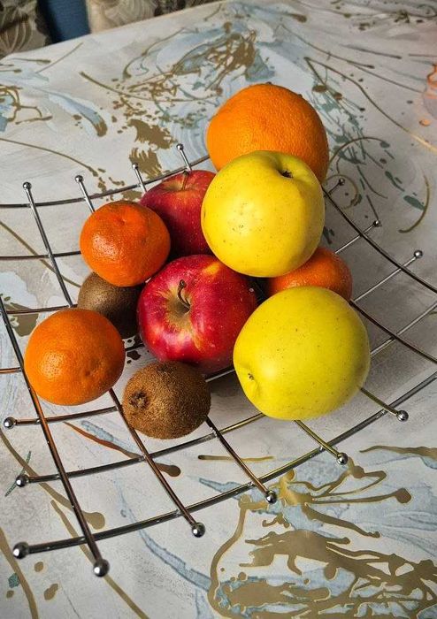 Фруктовница. Ваза металлическая