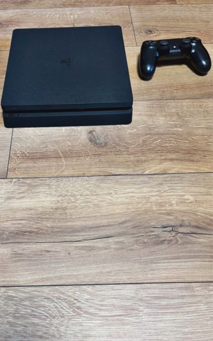 playstation 4 slim 512 GB + maneta si jocuri