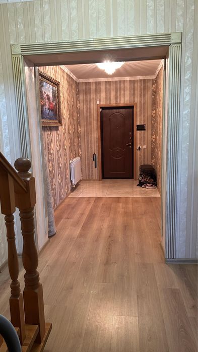 Продом кирпичный дом с мансардой