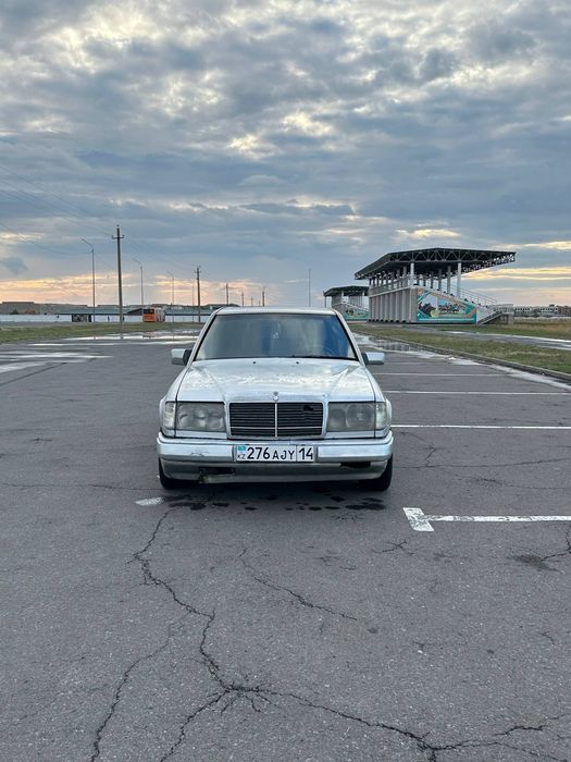 Mercedes Benz w124 E230