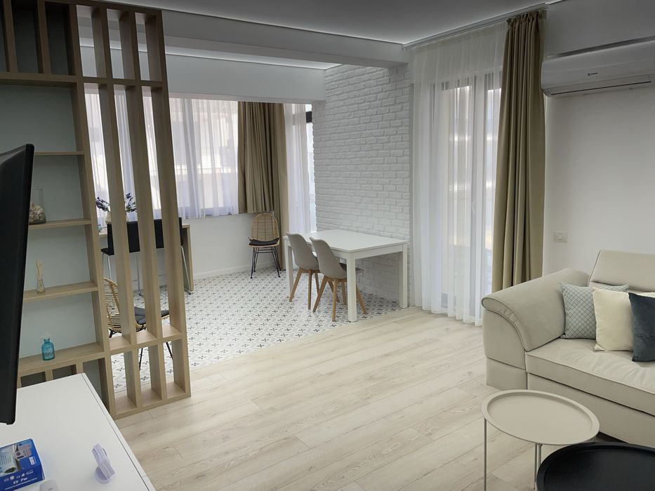 Apartament prima linie la mere / vedere frontala / la cheie / lux