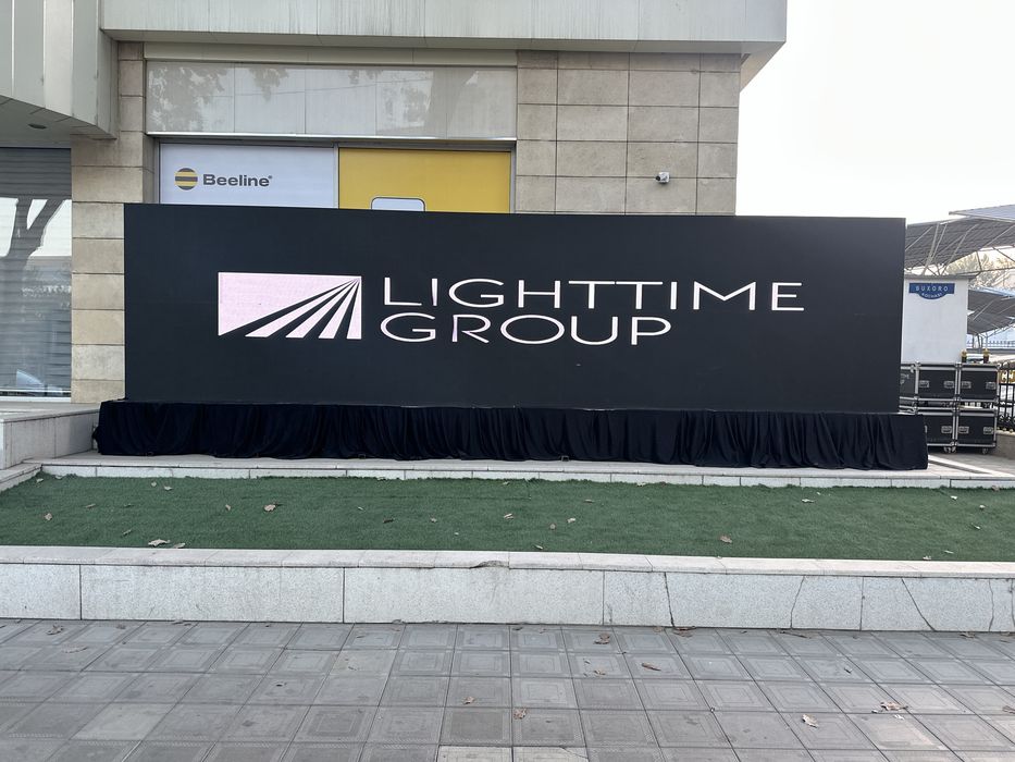 Led ekran, podium, svetomuzika, alyuminiyeviy ferm