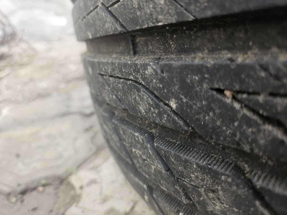 Шины летние 215/60/16