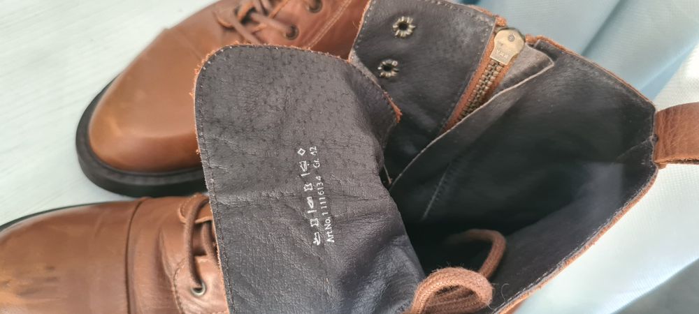 Кожаные ботинки Oxmox