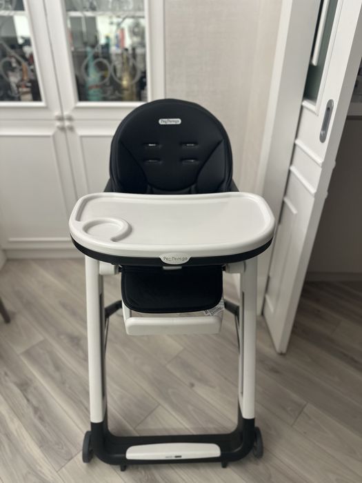 Стульчик для кормления Peg-Perego Siesta Follow Ме
