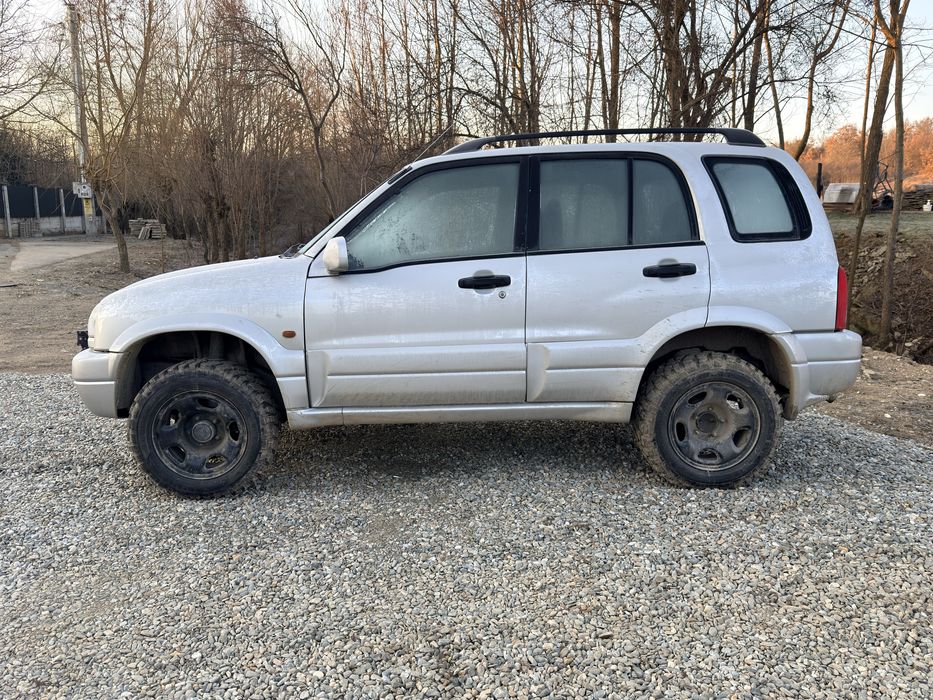 Suzuki grand vitara 2.0 benzină