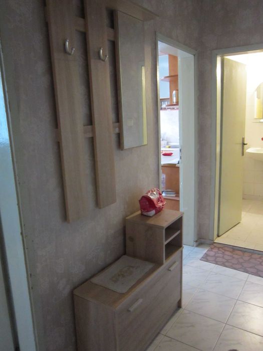 Дава се под наем Двустаен апартамент в Бургас, Възраждане - 85 кв.м за 127.5 € - Снимка #5