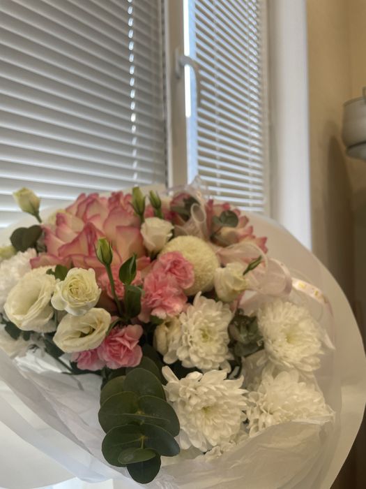 Гүл сатылады бағасы 15мың теңге