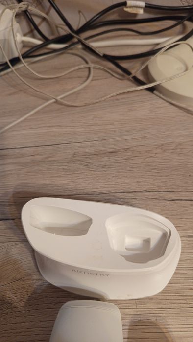 Козметика, Artistry Dermasonic, Уред за разкрасяване.