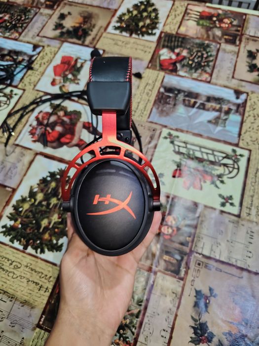 Игровые наушники HyperX Cloud с микрофоном